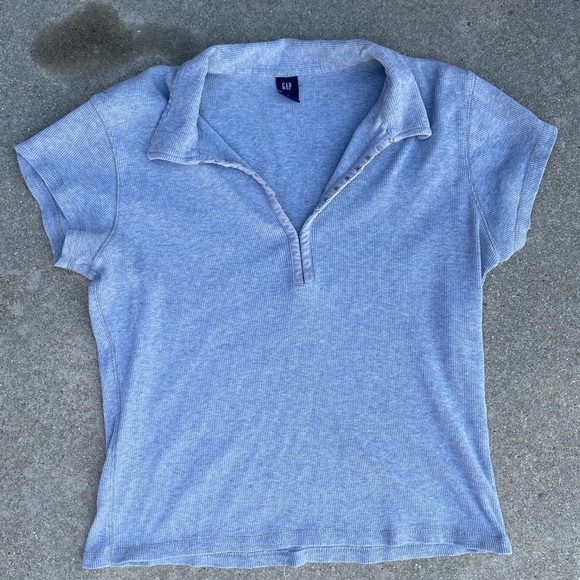 GAP Tops - GAP women’s shirt